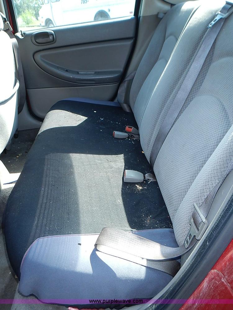 image for item I3610 2004 Chrysler Sebring