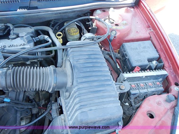 image for item I3610 2004 Chrysler Sebring