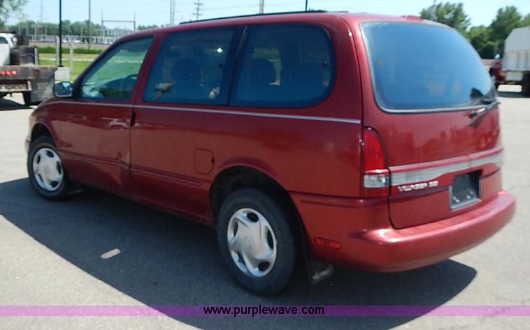 image for item I3611 1996 Mercury Villager GS van