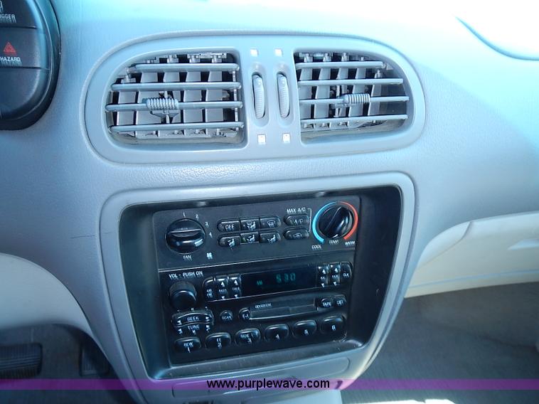 image for item I3611 1996 Mercury Villager GS van