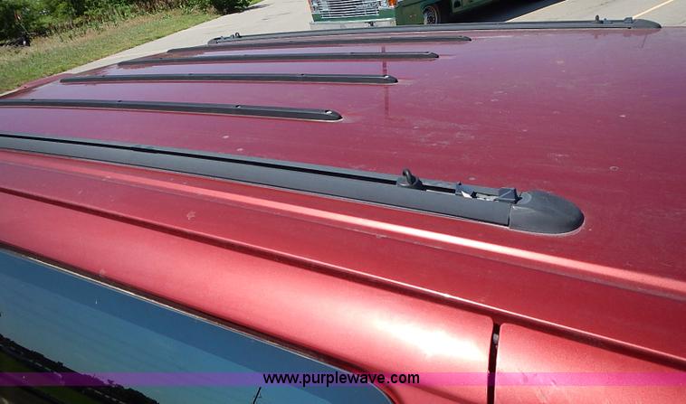 image for item I3611 1996 Mercury Villager GS van