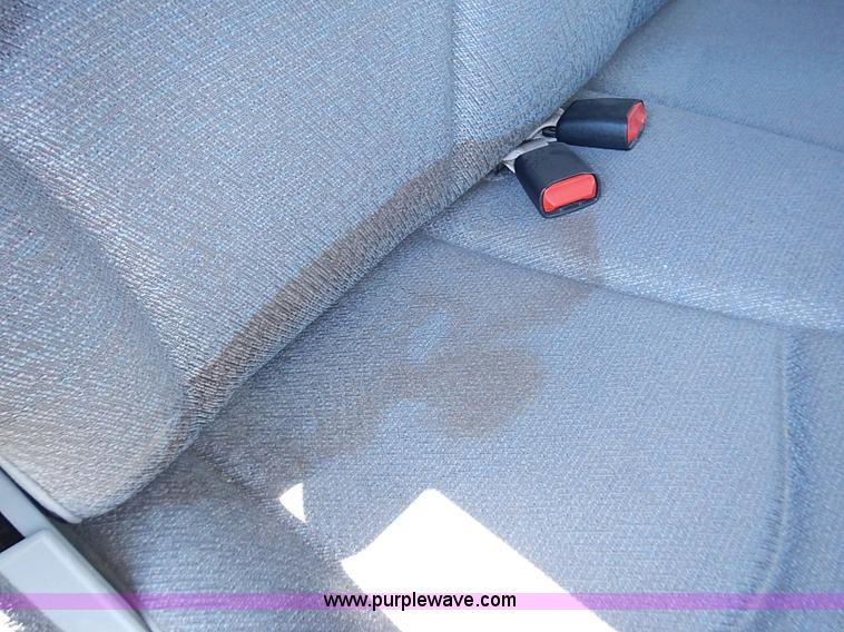 image for item I3611 1996 Mercury Villager GS van