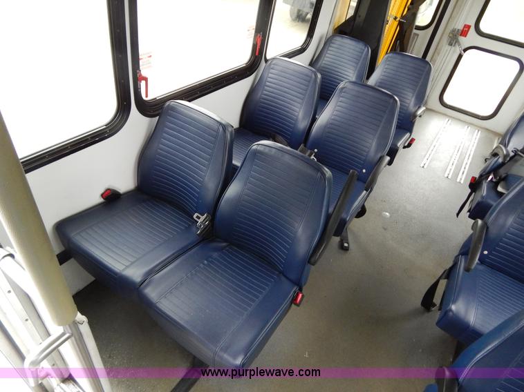 image for item I4681 2009 Ford E450 Goshen bus