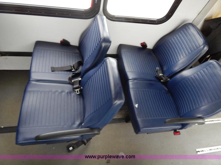 image for item I4681 2009 Ford E450 Goshen bus