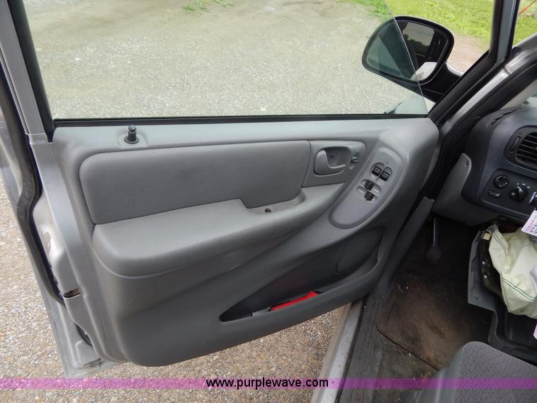 image for item I4682 2007 Dodge Grand Caravan SE van