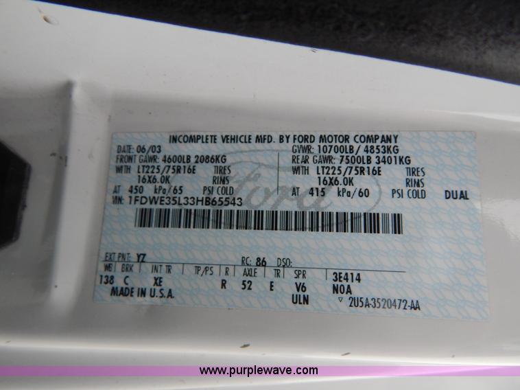 image for item I4686 2003 Ford E350 Goshen bus