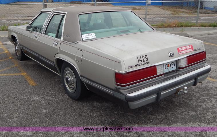 image for item I4687 1990 Mercury Grand Marquis GS