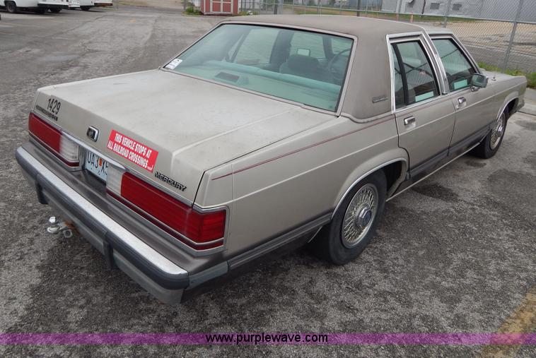 image for item I4687 1990 Mercury Grand Marquis GS
