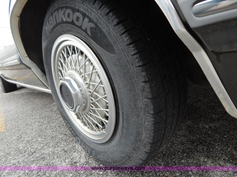 image for item I4687 1990 Mercury Grand Marquis GS