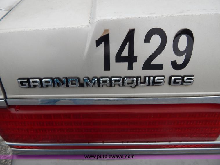 image for item I4687 1990 Mercury Grand Marquis GS