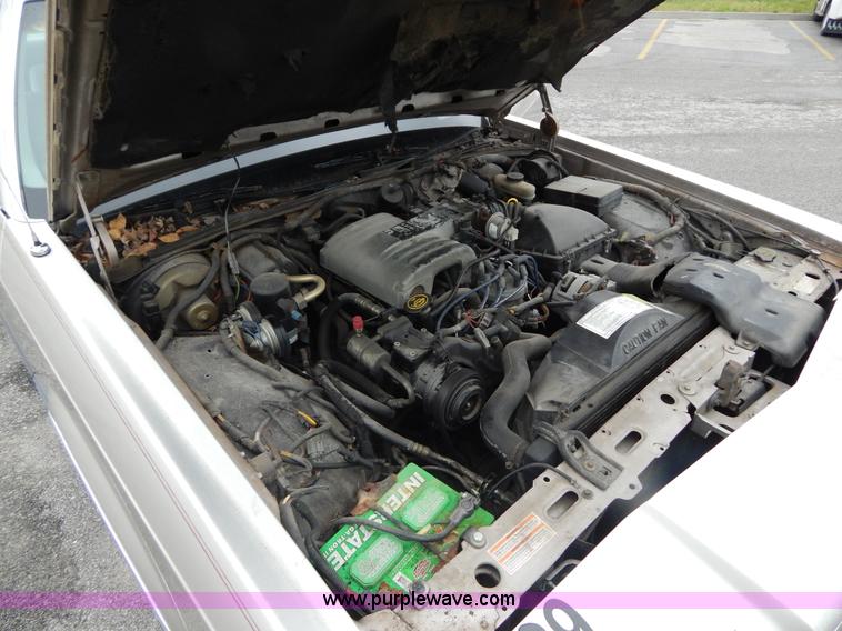 image for item I4687 1990 Mercury Grand Marquis GS