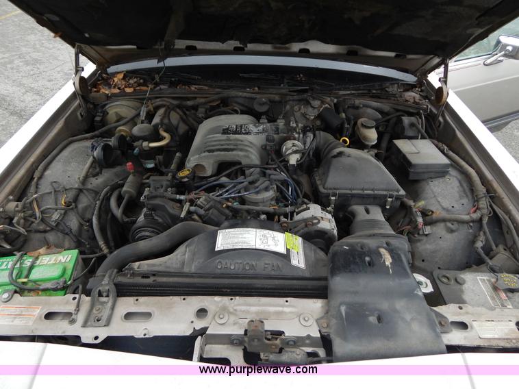 image for item I4687 1990 Mercury Grand Marquis GS