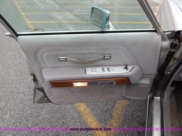 image for item I4687 1990 Mercury Grand Marquis GS