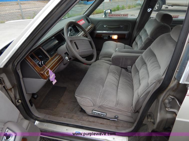 image for item I4687 1990 Mercury Grand Marquis GS