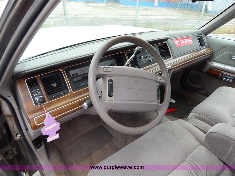 image for item I4687 1990 Mercury Grand Marquis GS