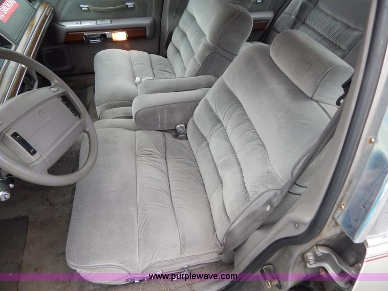 image for item I4687 1990 Mercury Grand Marquis GS