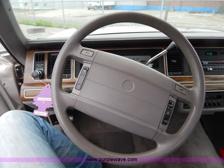 image for item I4687 1990 Mercury Grand Marquis GS