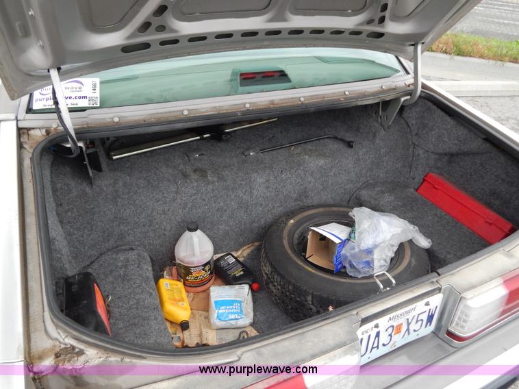 image for item I4687 1990 Mercury Grand Marquis GS