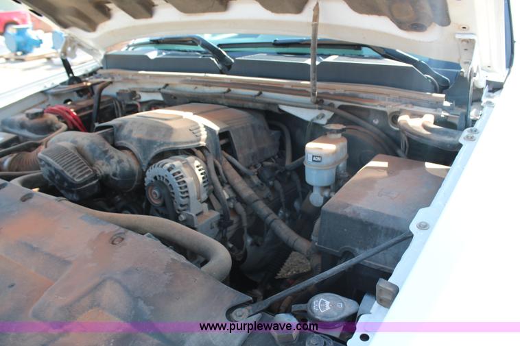 image for item J2171 2008 Chevrolet Silverado 1500 Ext. Cab pickup truck