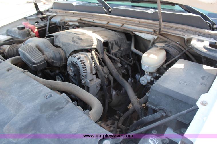 image for item J2172 2007 Chevrolet Silverado 1500 Ext. Cab pickup truck