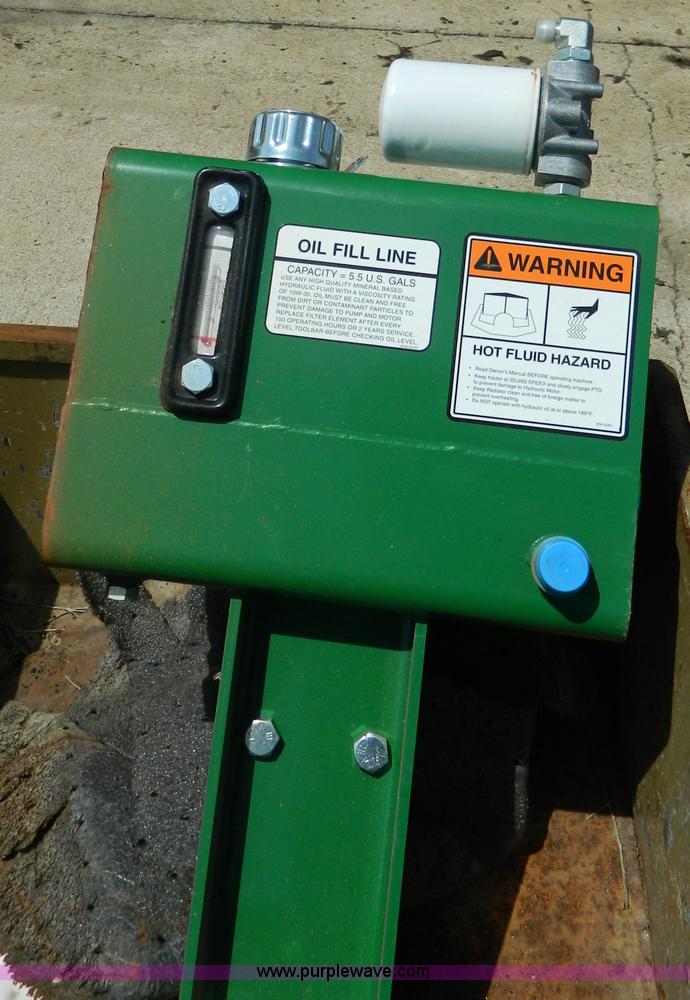 image for item AL9869 (2) oil reservoir tanks