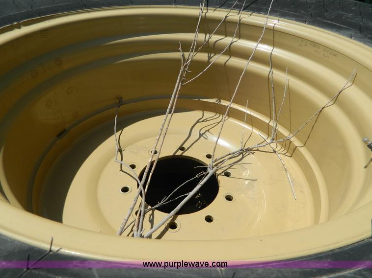 image for item AL9870 (2) 30.5L-R32 radial tires and wheels