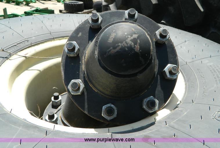 image for item AL9871 (2) 21.5L-16.1 power implement tires and wheels