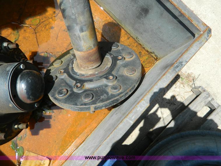 image for item AL9872 (2) 10 bolt hubs