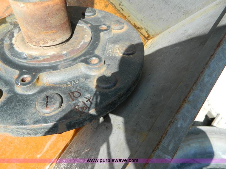 image for item AL9872 (2) 10 bolt hubs