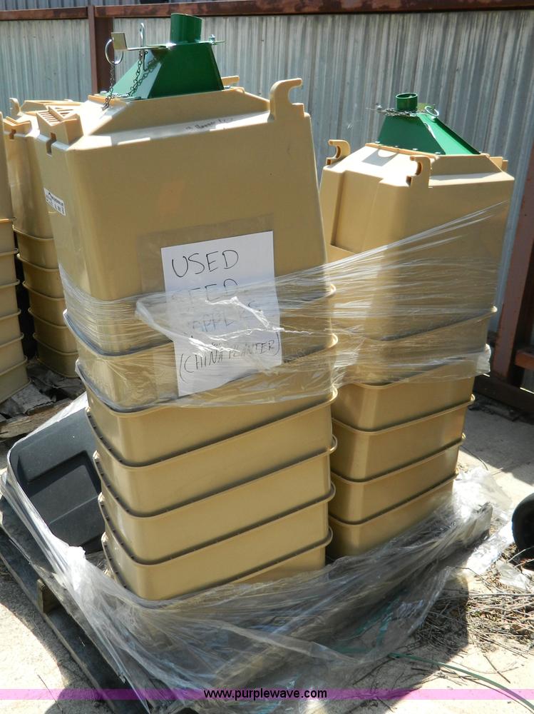 image for item AL9881 (13) plastic seed hoppers and lids