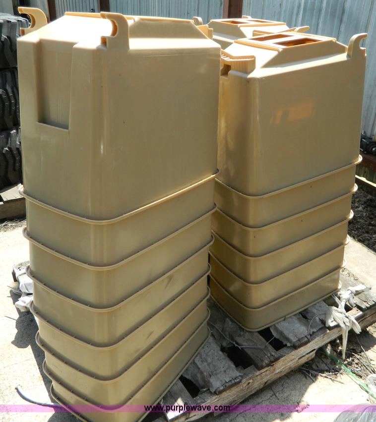 image for item AL9882 (19) plastic seed hoppers