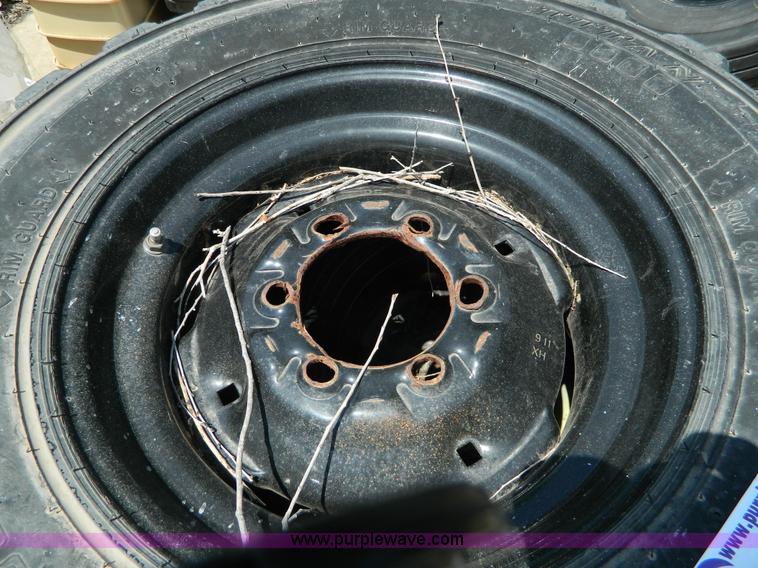 image for item AL9884 (4) 30.5x12.5-16.5 NHS tires and wheels