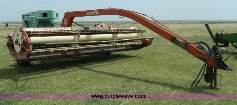 image for item AL9993 Hesston 1014 HydroSwing swather