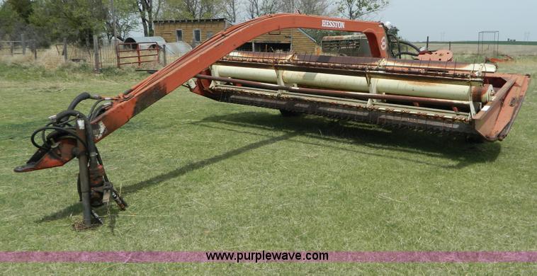 image for item AL9993 Hesston 1014 HydroSwing swather