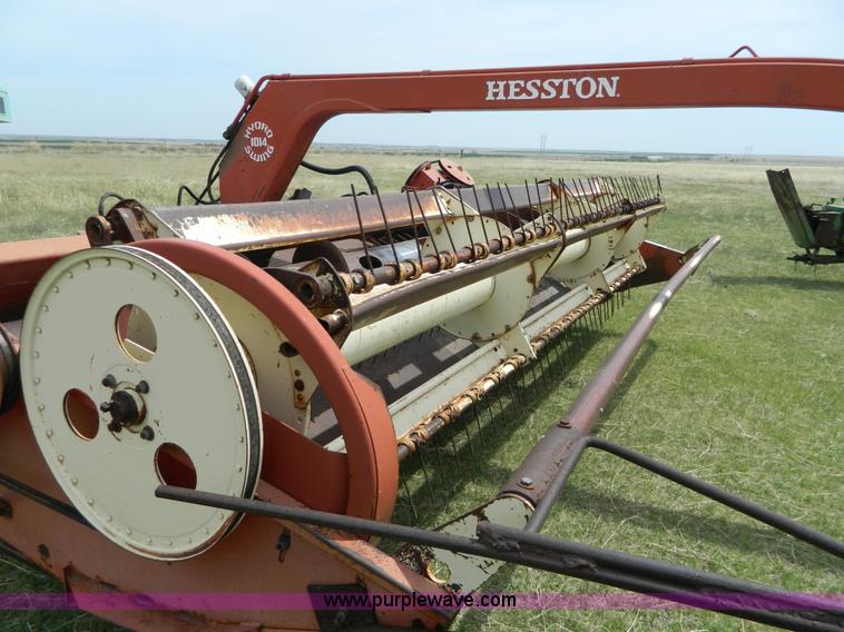 image for item AL9993 Hesston 1014 HydroSwing swather