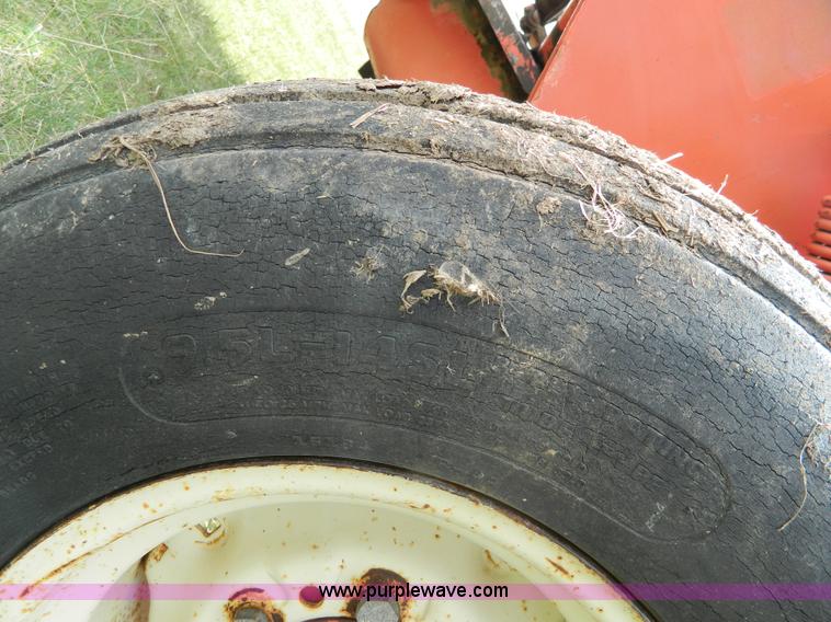 image for item AL9993 Hesston 1014 HydroSwing swather