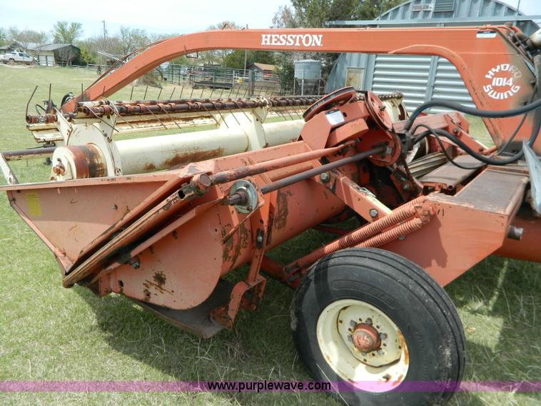 image for item AL9993 Hesston 1014 HydroSwing swather