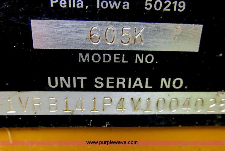 image for item B4920 1997 Vermeer 605K round baler