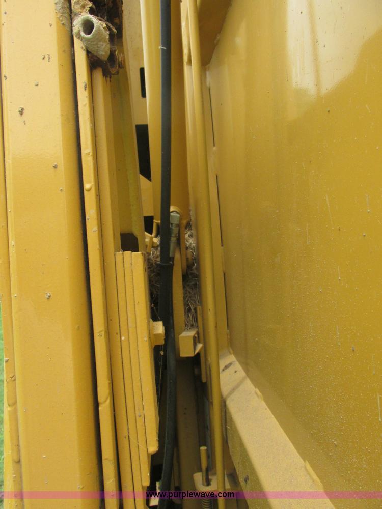 image for item B4920 1997 Vermeer 605K round baler