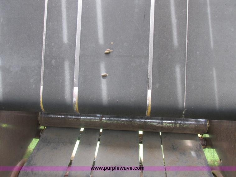 image for item B4920 1997 Vermeer 605K round baler