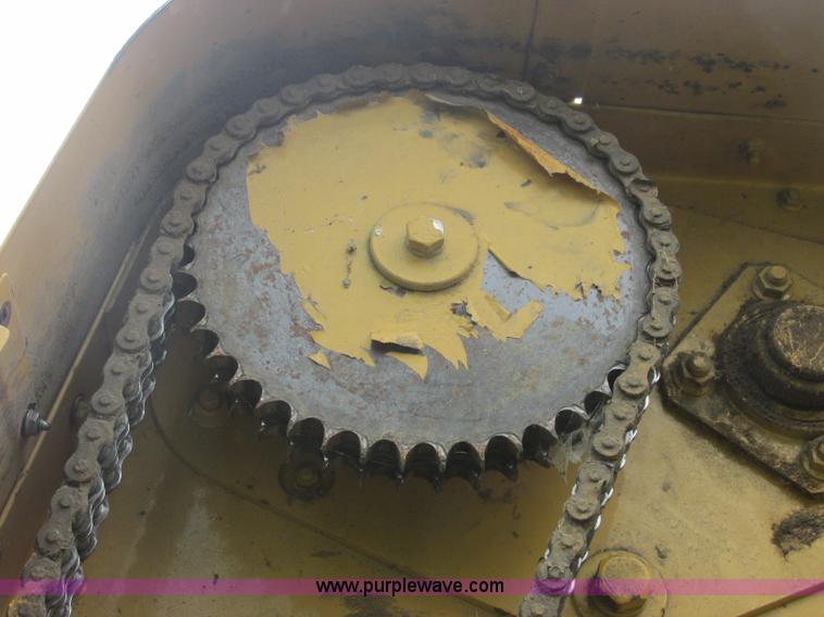 image for item B4920 1997 Vermeer 605K round baler