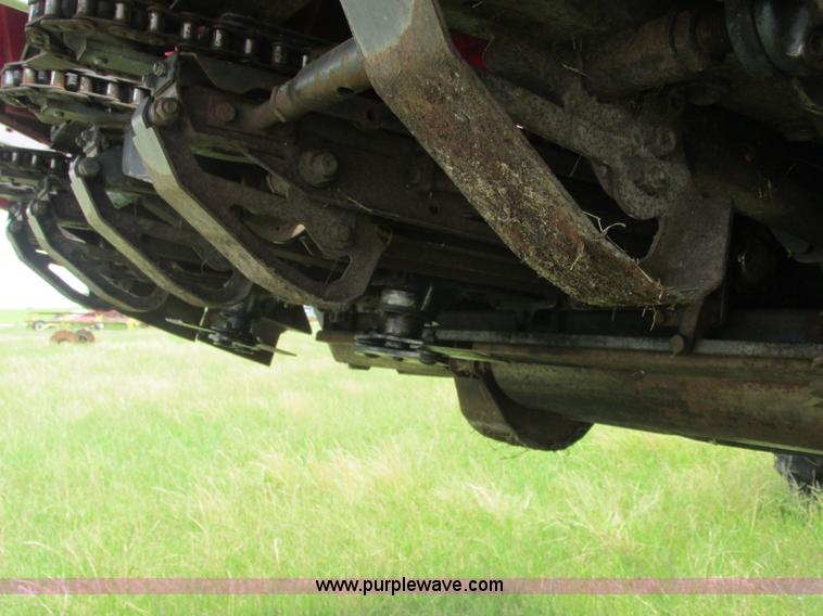 image for item B4921 2004 Cressoni 630 chopping corn head