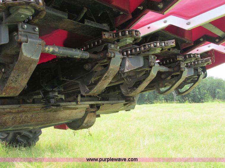 image for item B4921 2004 Cressoni 630 chopping corn head