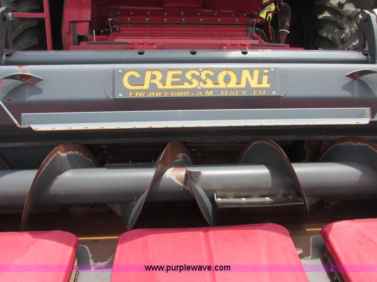 image for item B4921 2004 Cressoni 630 chopping corn head