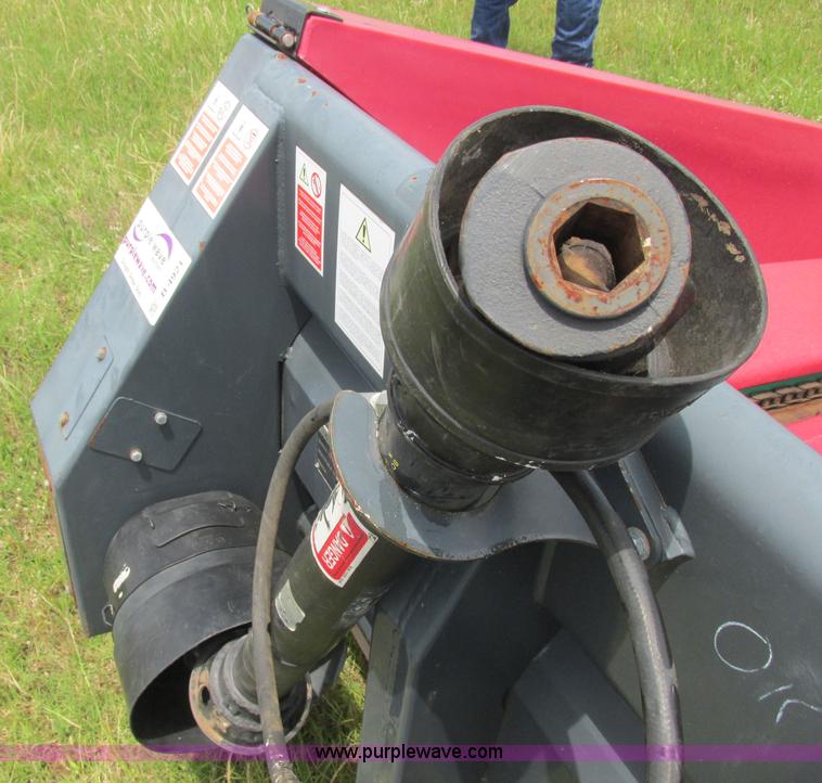 image for item B4921 2004 Cressoni 630 chopping corn head