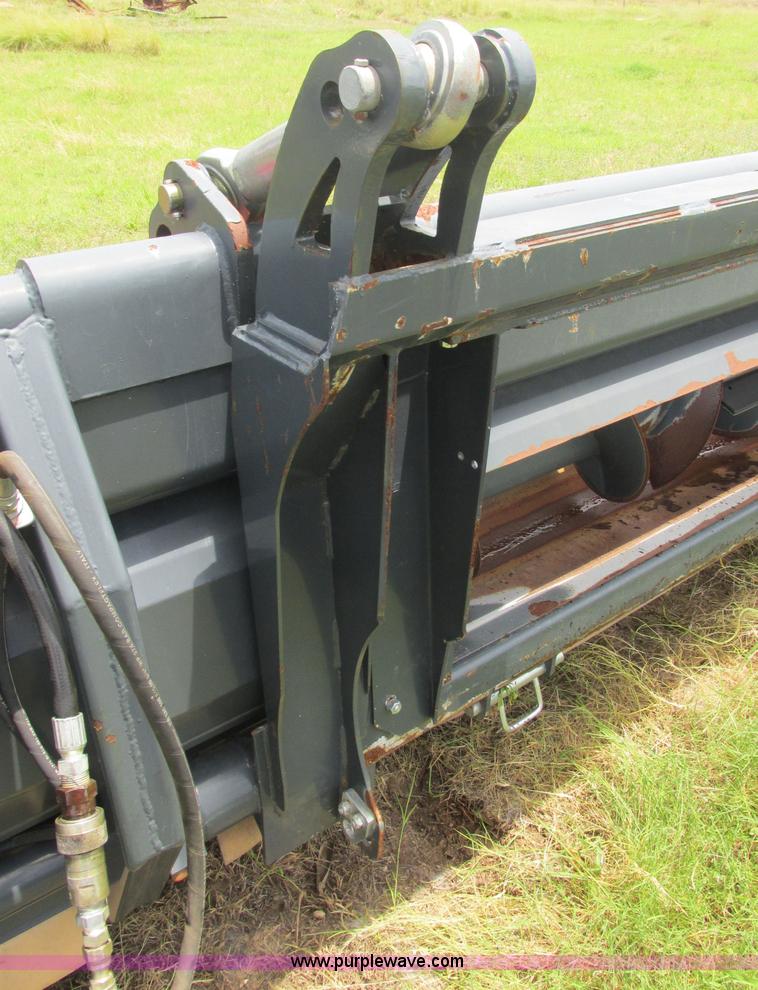 image for item B4921 2004 Cressoni 630 chopping corn head