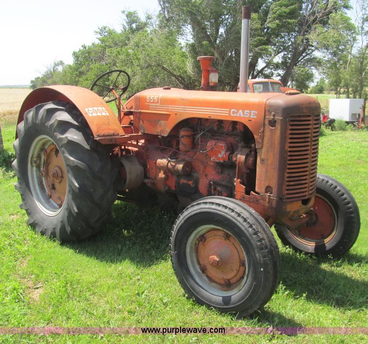 image for item BD9494 1949 Case LA tractor