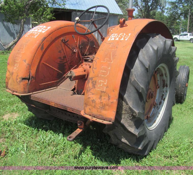 image for item BD9494 1949 Case LA tractor