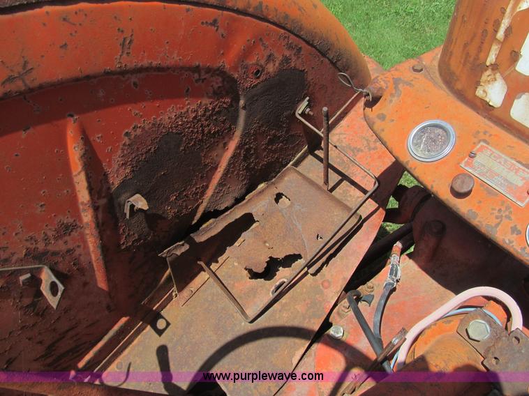 image for item BD9494 1949 Case LA tractor