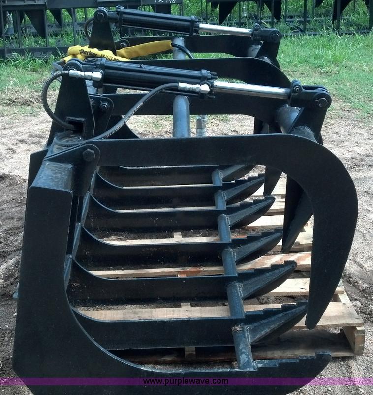 image for item D1018 72" upgraded E-Series root/brush grapple